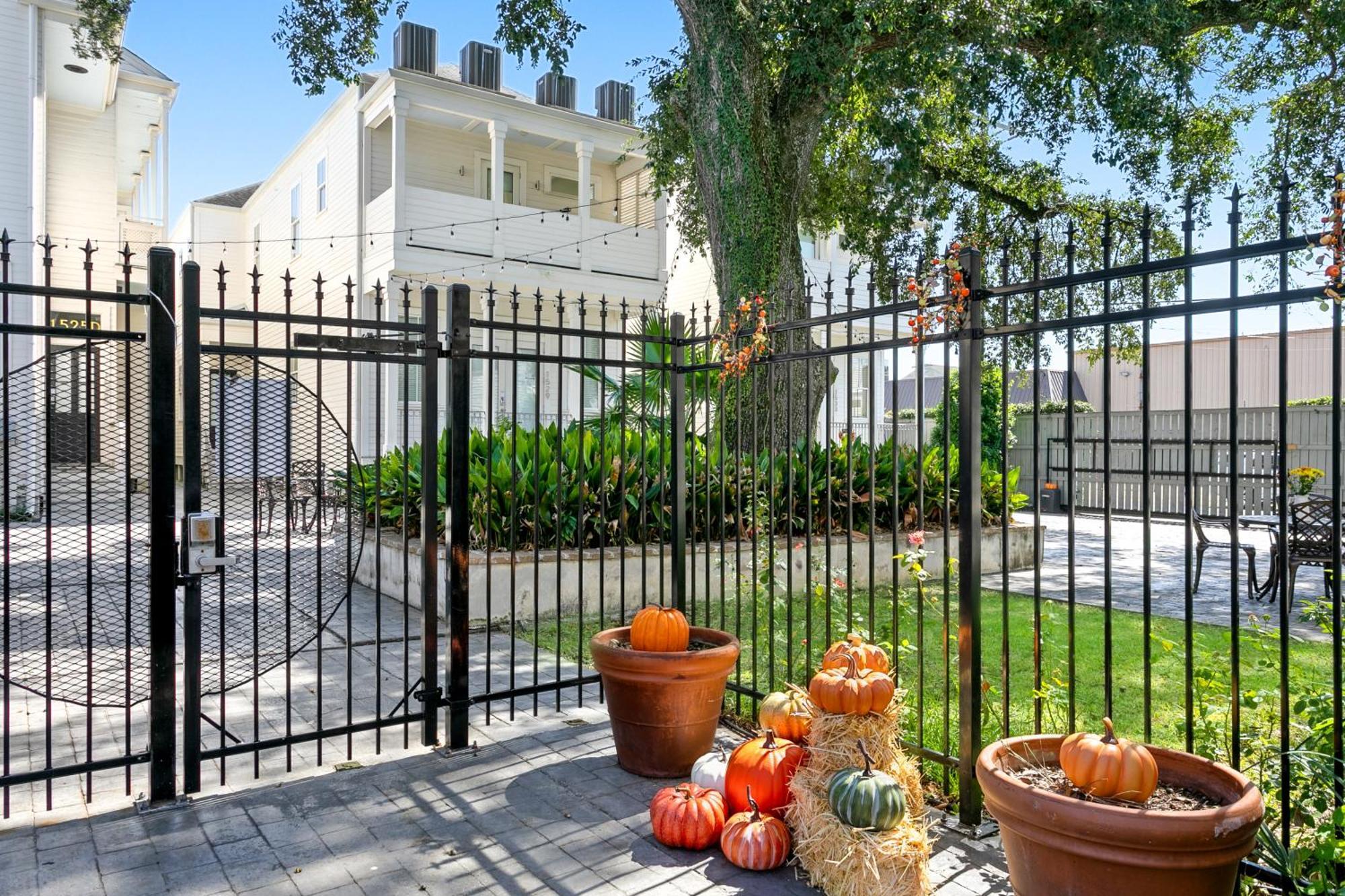3Br Cottage On Carondelet By Hosteeva نيو أورلينز المظهر الخارجي الصورة
